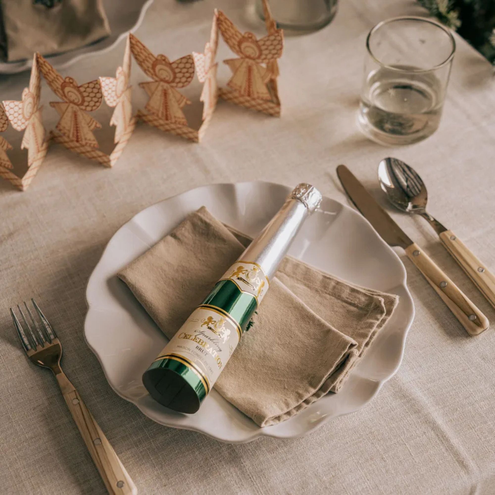 Graham &amp;amp; Green, Celebration Brut Christmas Crackers