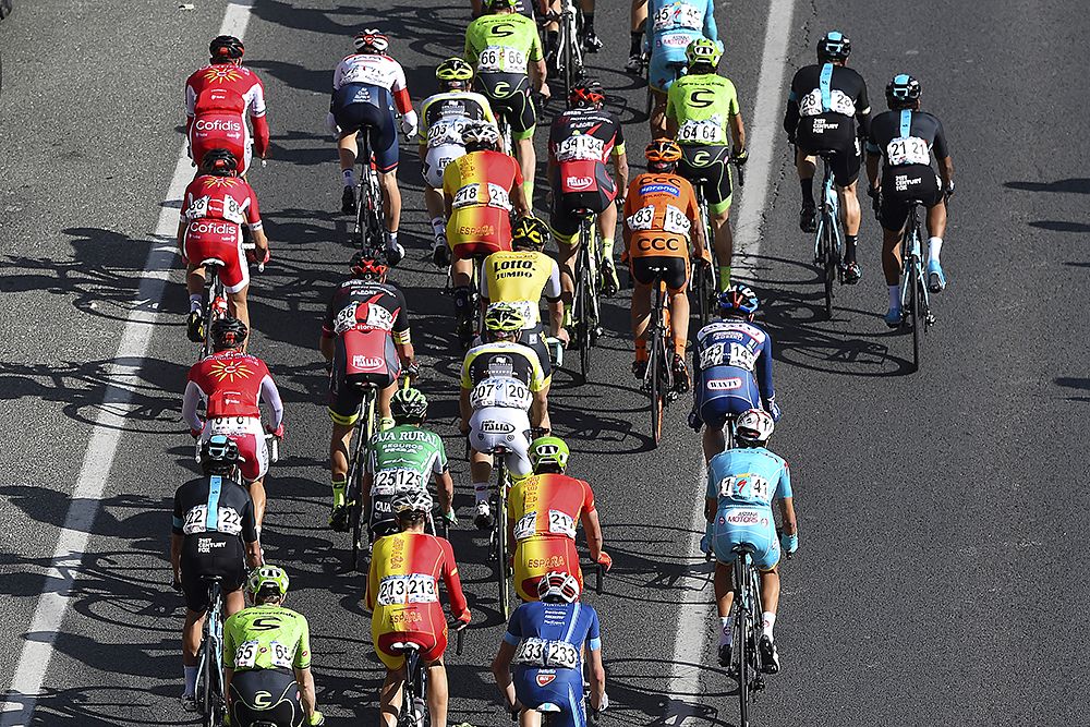 Colours of the peloton Volta a la Comunitat Valenciana stage 4