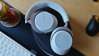 The Beyerdynamic Aventho 300s