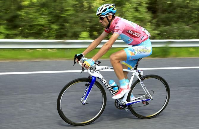 Race leader Vincenzo Nibali (Astana)