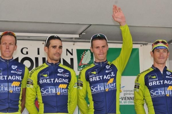 Florian Vachon (Bretagne - Schuller) is introduced prior to stage one.