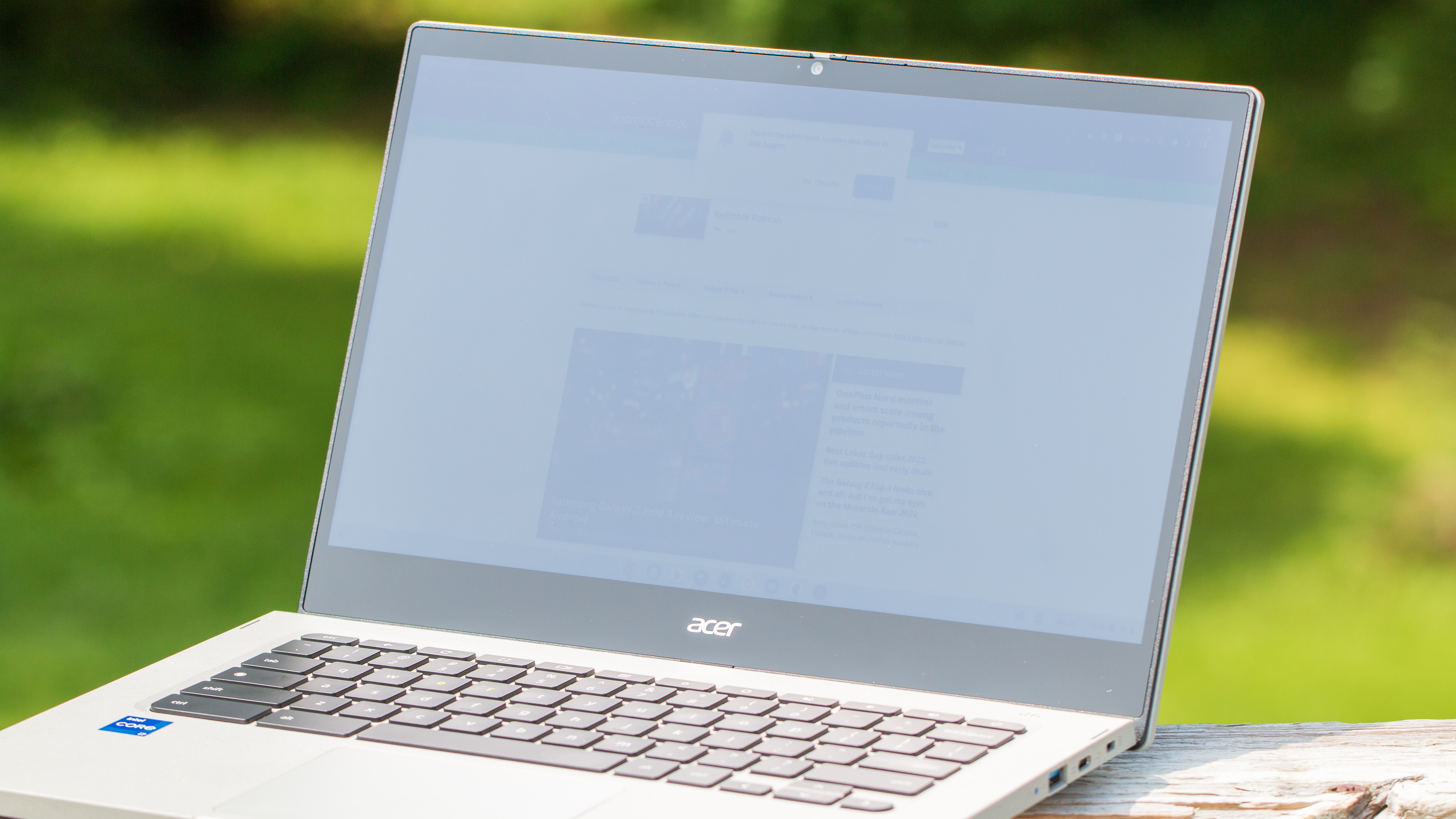 Acer Chromebook Vero 514 in direktem Sonnenlicht