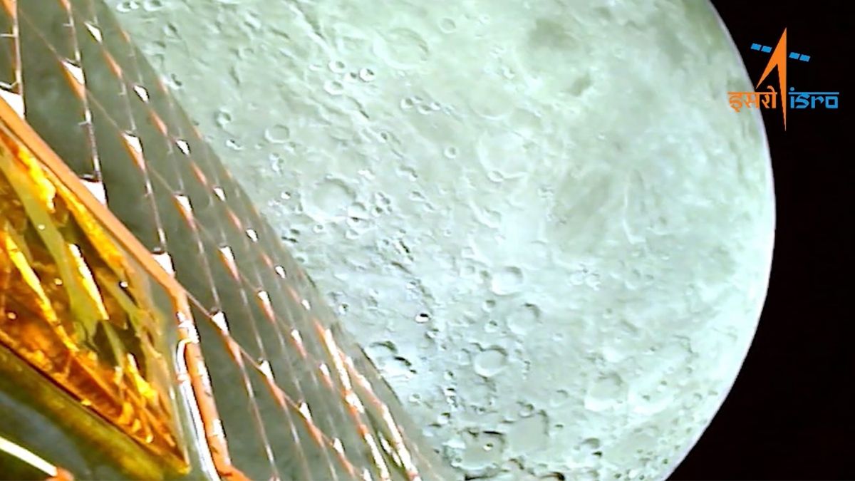 India lands on moon! Chandrayaan3 world's 1st spacecraft to