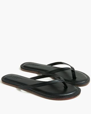 Easy beach sandals perfect for summer