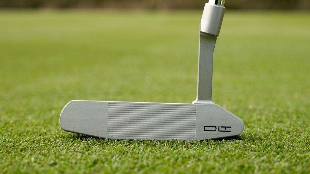 SIK Golf Pro C-Series Armlock Putter Review | Golf Monthly