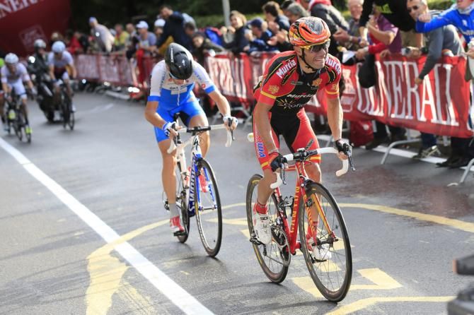 Joaquim Rodrigues (Spain) rides clear with Vincenzo Nibali (Italy)