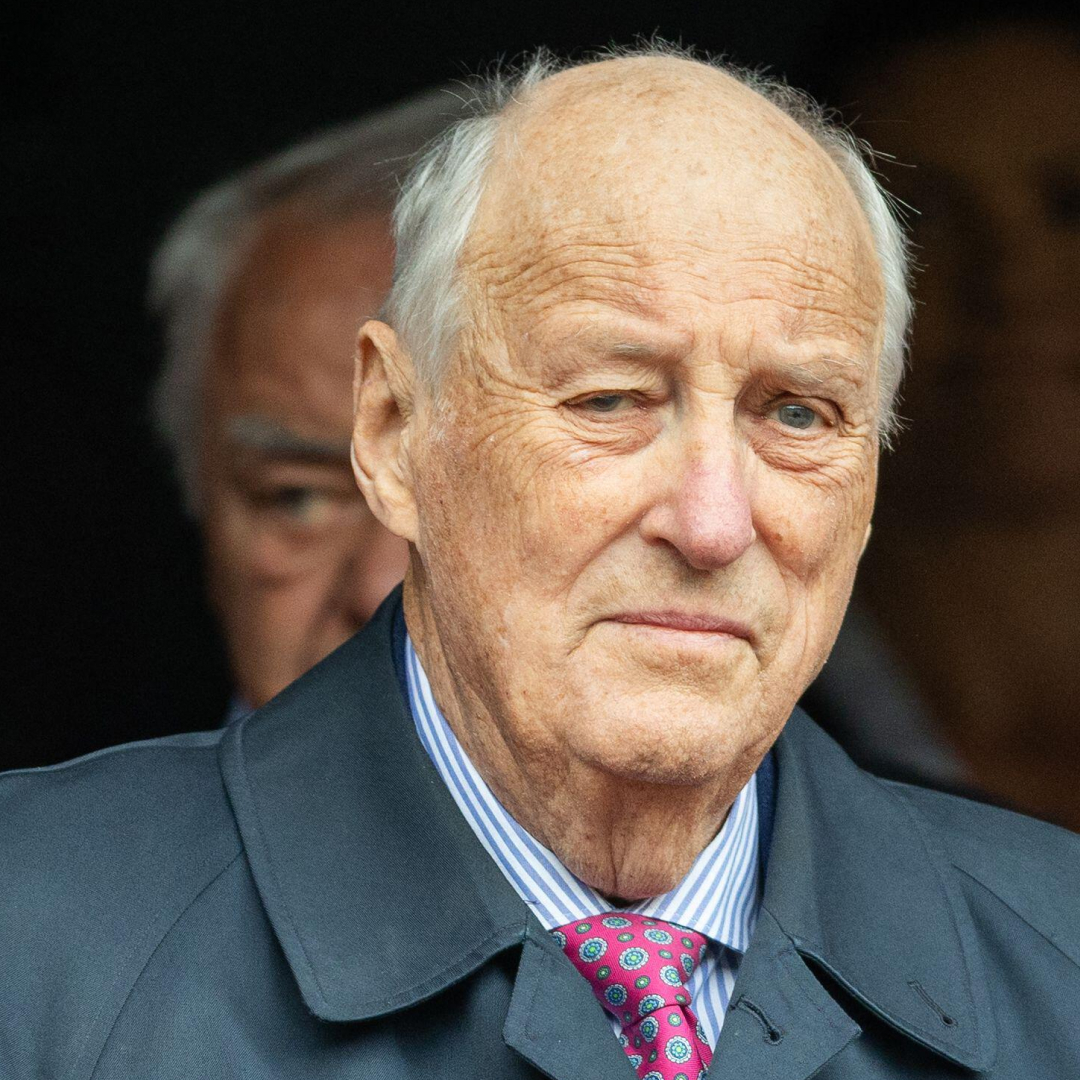 King Harald of Norway in a gray coat
