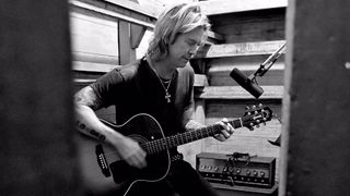 Duff McKagan in studio