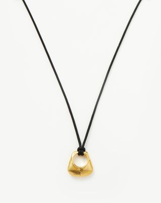 Hera Ridge Pendant Cord Necklace