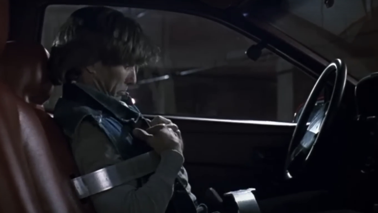 Car thief trapped in MagnaVolt in RoboCop 2