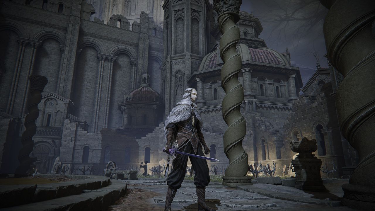 Elden Ring: Shadow of the Erdtree legendary weapons - Velvet Sword of St. Trina