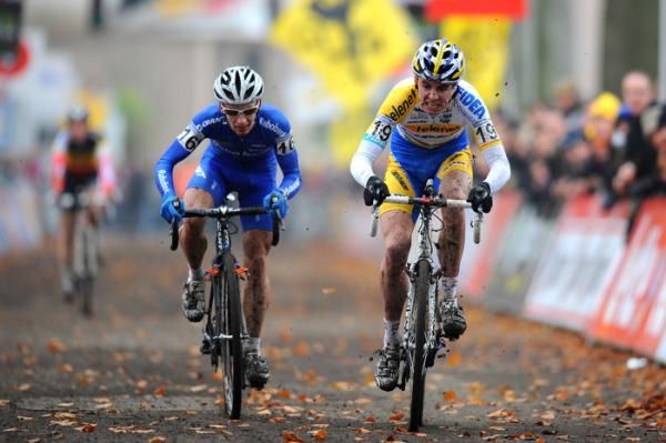 Van der Haar and Baestaens battle for the win