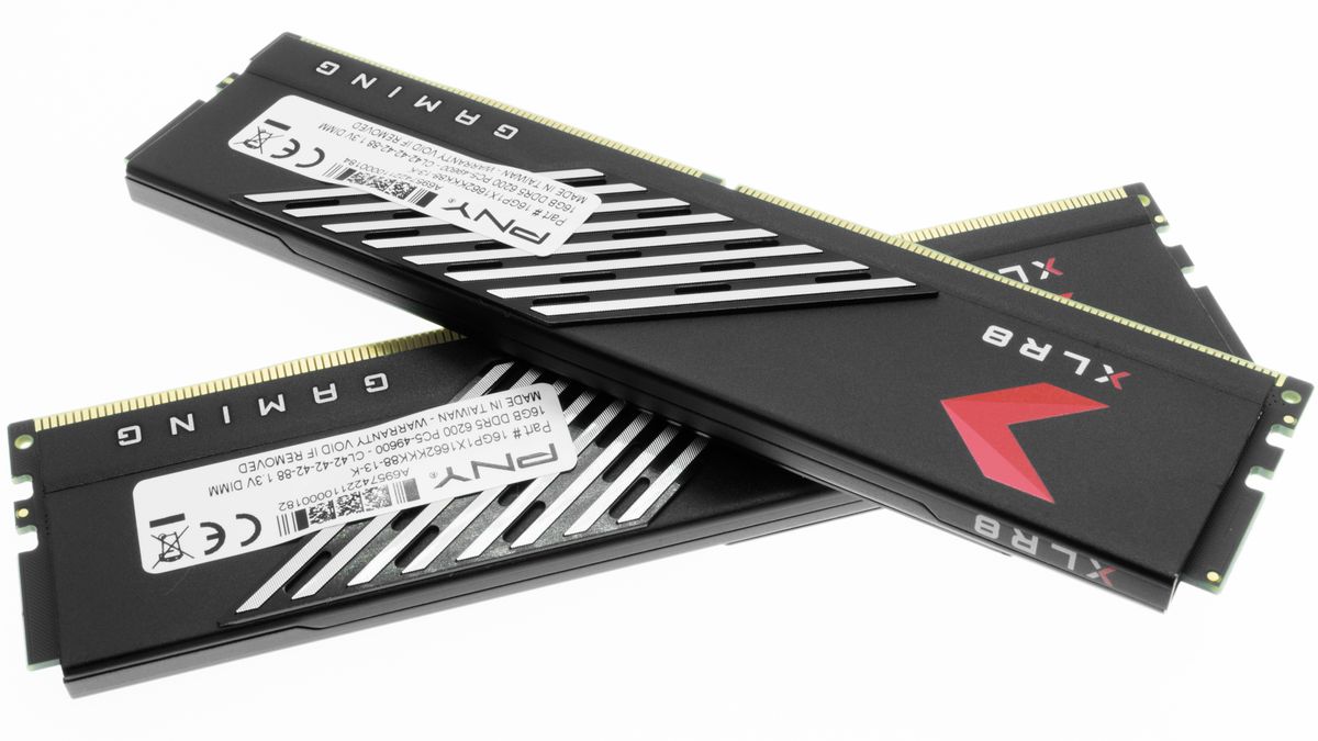 PNY XLR8 Gaming Mako DDR5-6200 C42