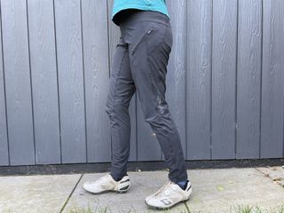 Tapered legs of the TLD Lilium pants