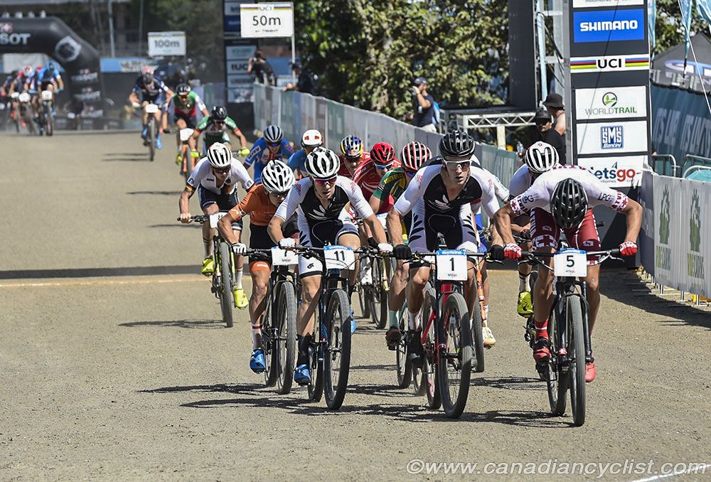 The field was splitting by the end of the start loop