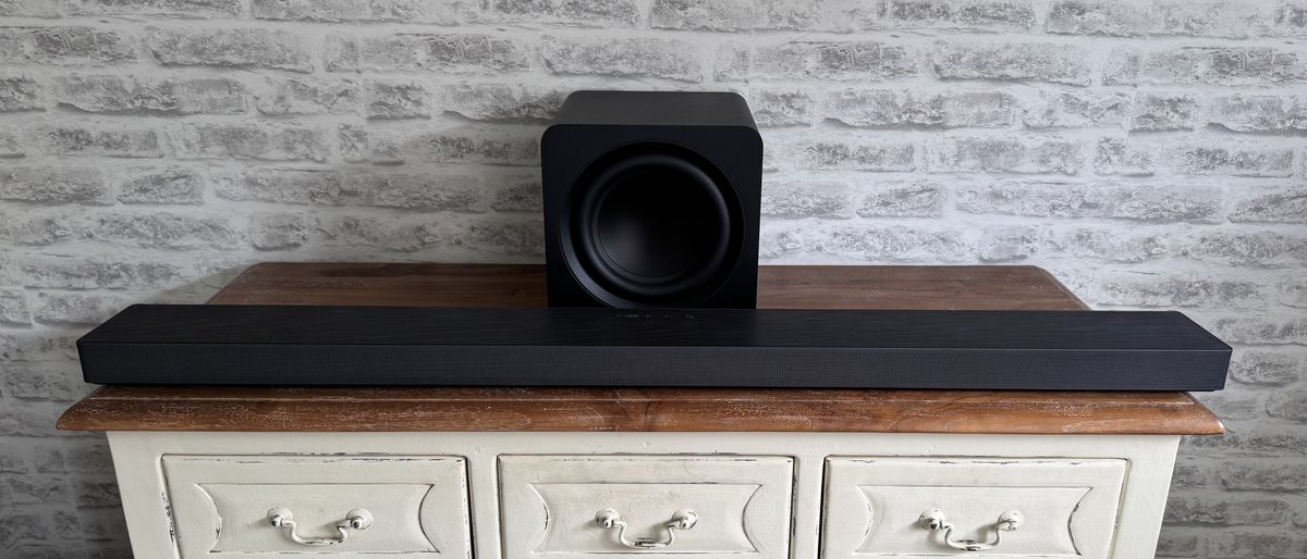 I tested Samsung’s unique ‘two-way’ Dolby Atmos soundbar, and it sounds great in both setups