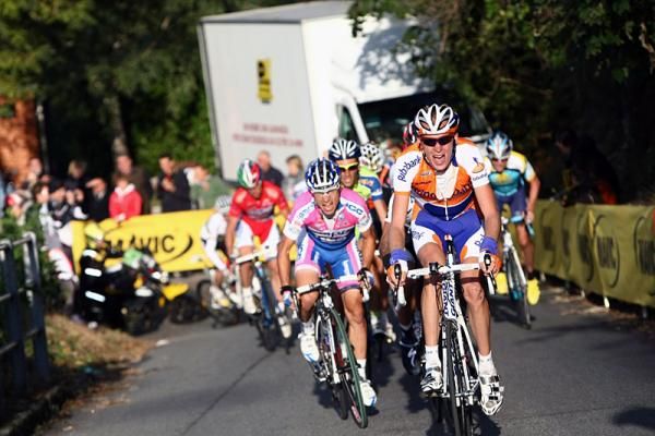 Robert Gesink (Rabobank) powers up the San Fermo Della Battaglia climb.