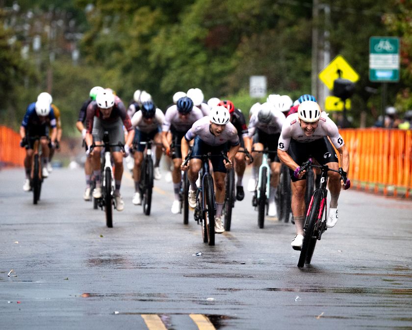Bunch sprint for fifth led by Cameron Jones