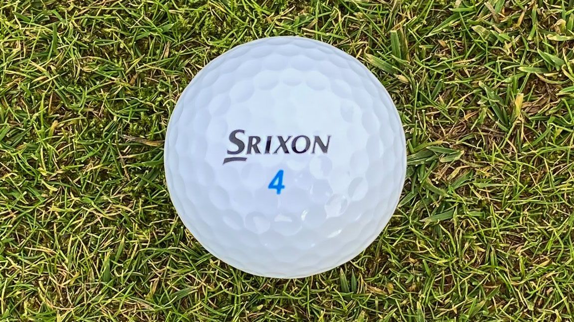 Photo of the logo on the 2024 Srixon AD333 Golf Ball