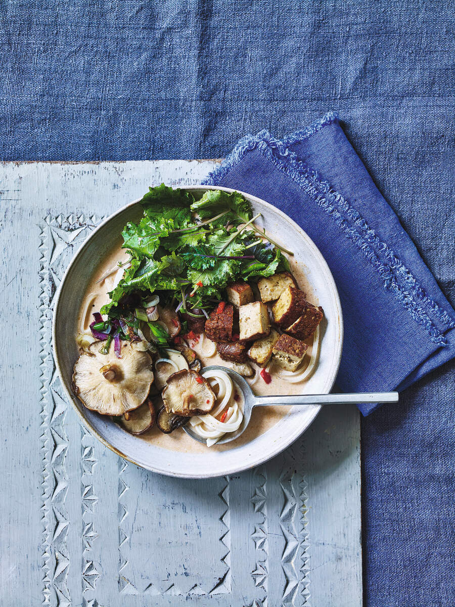Thai mushroom and tofu curry
