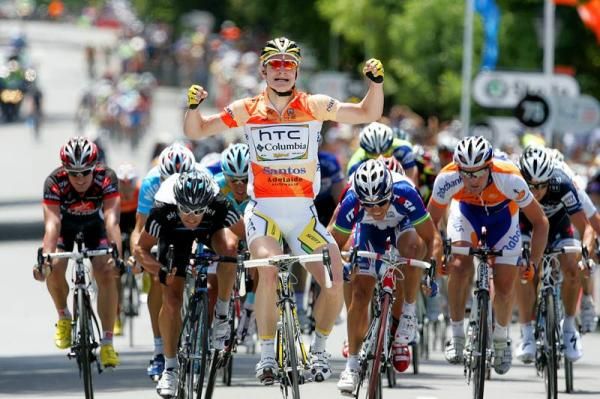 Andre Greipel (HTC-Columbia) takes his eighth win in the Tour Down Under