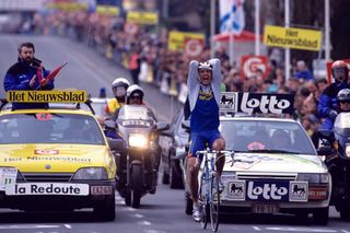 Jacky Durand winning the Tour of Flanders 1_Graham Watson