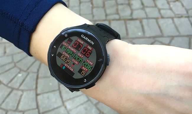 forerunner 235 or vivoactive 3