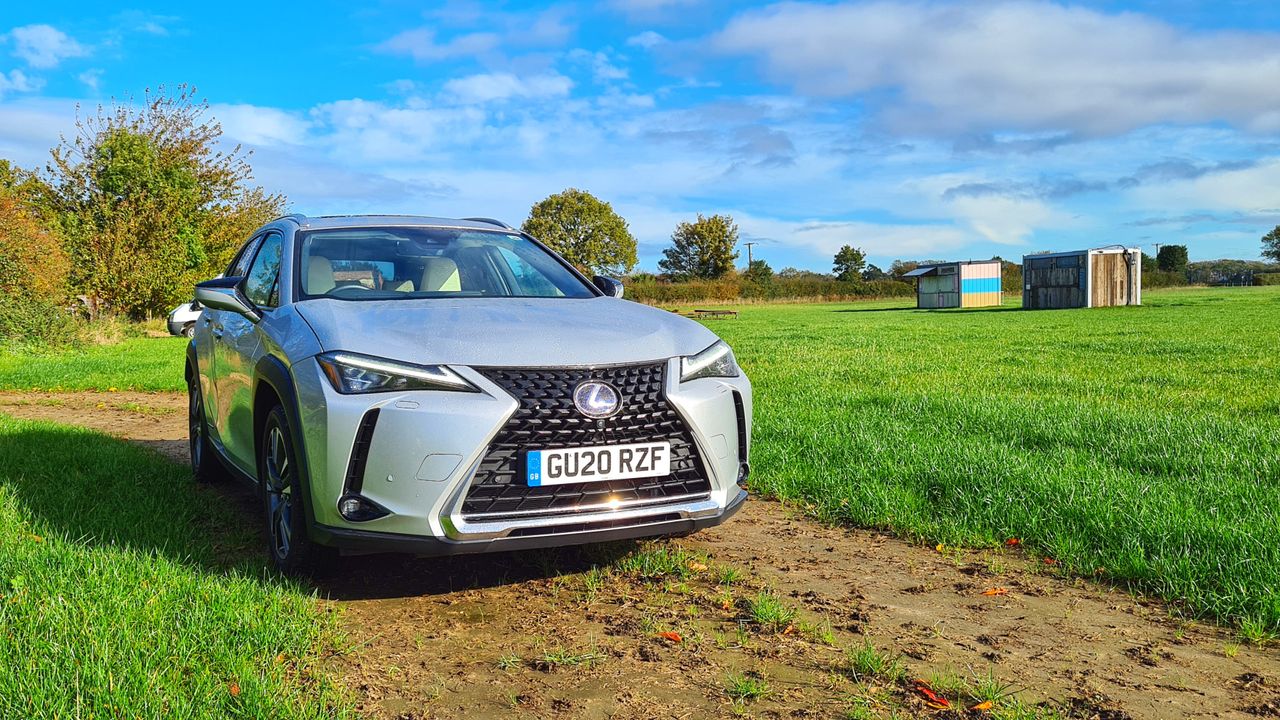 Lexus UX 250h