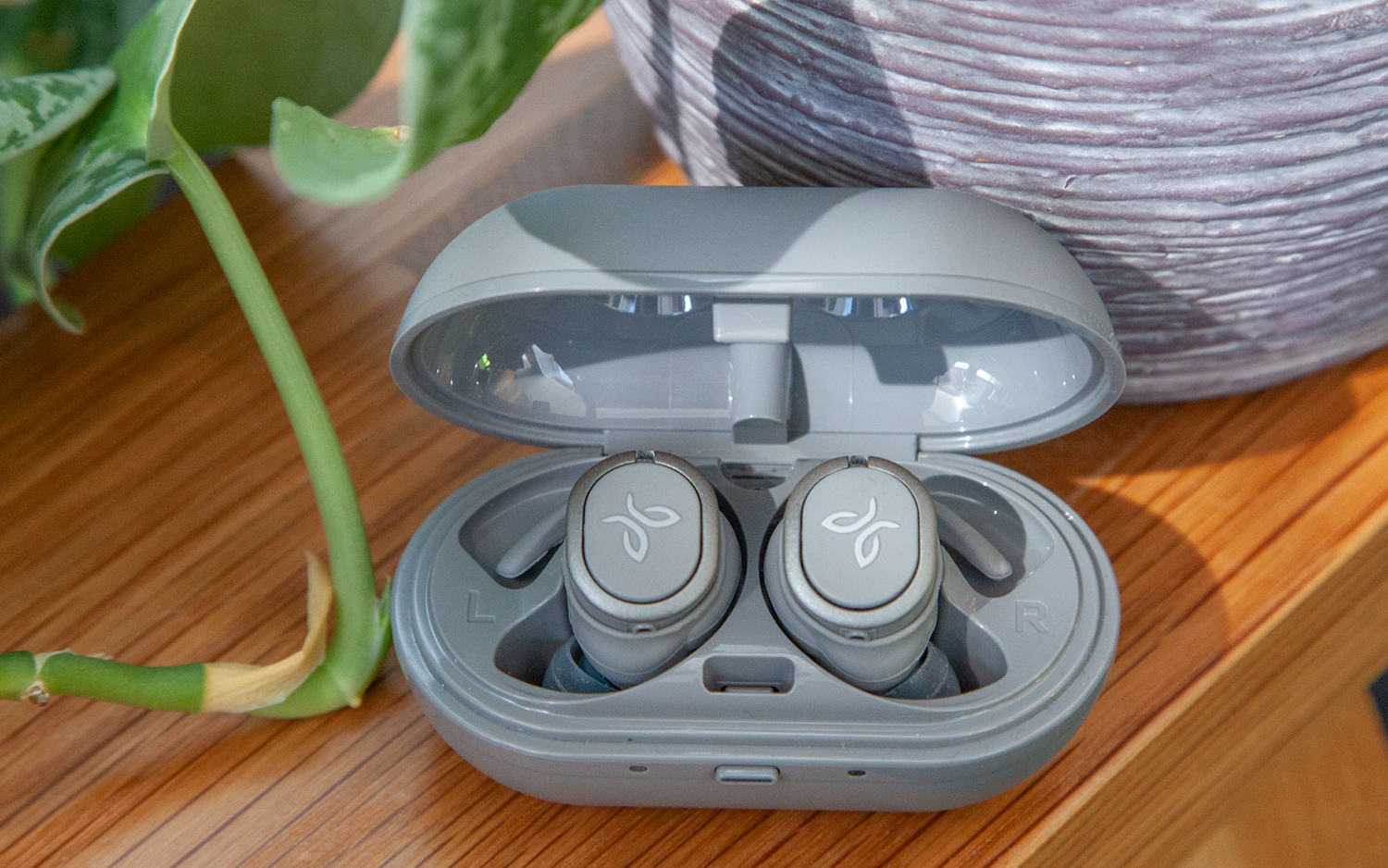 Jaybird Run XT Review: These Waterproof Bluetooth Earbuds Fall