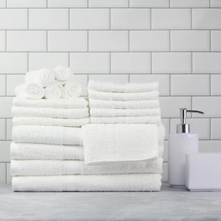 Mainstays Solid 18-Piece Bath Towel Set, White