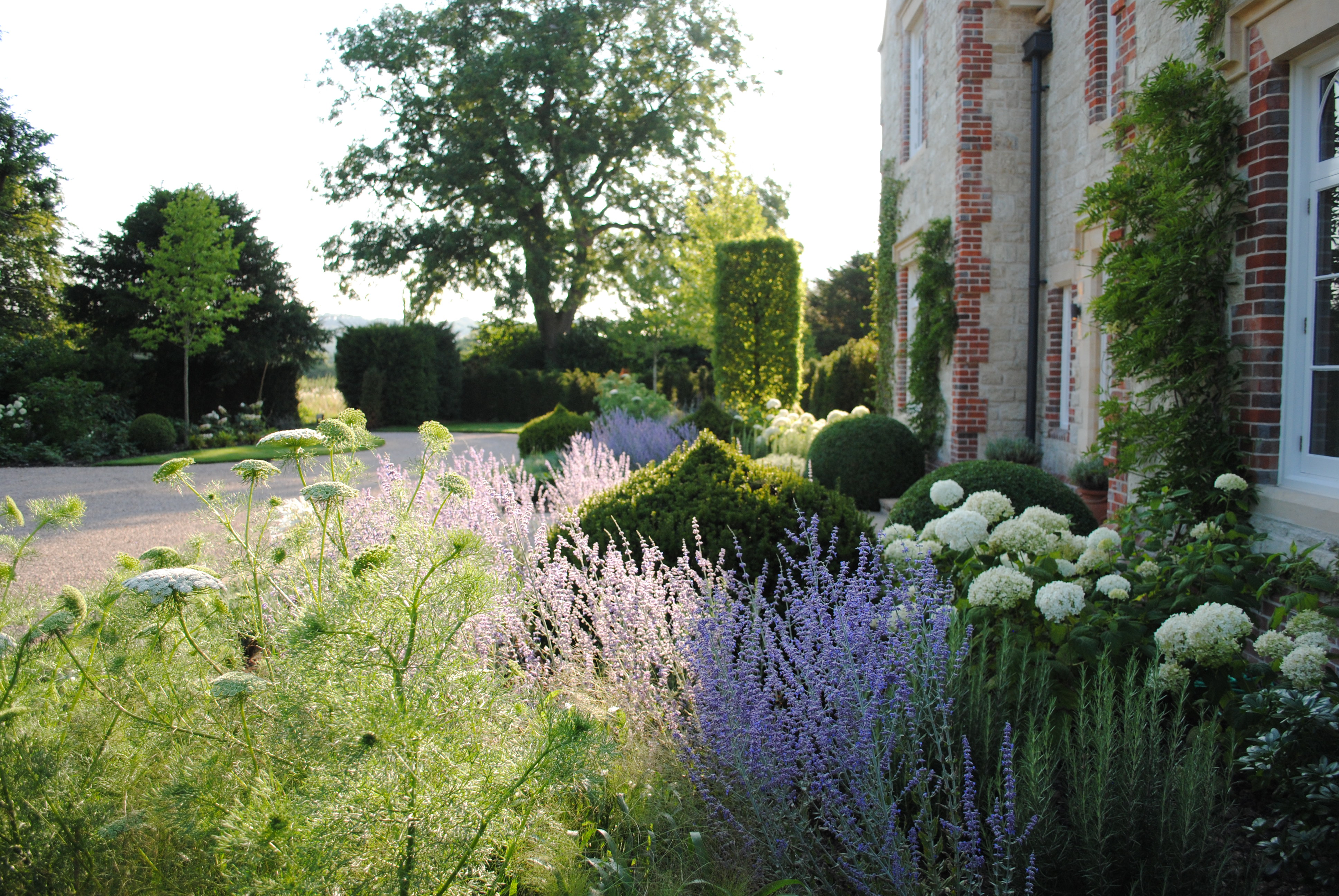 A Jane Brown Associates design