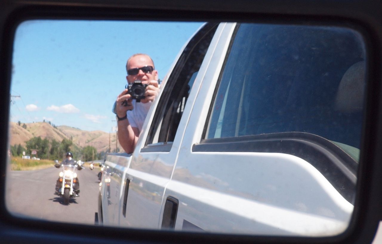 Me, pretending I'm a photographer.