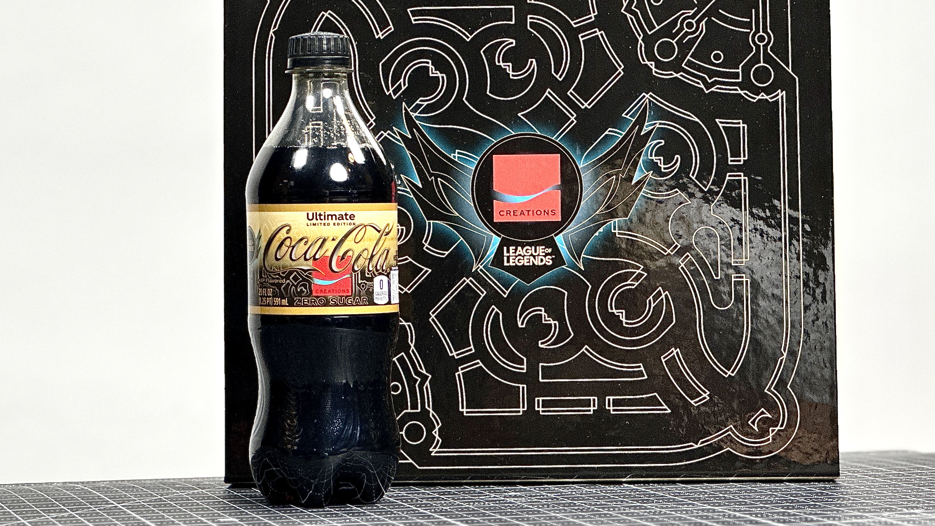 League of Legends and Coca-Cola New Flavor Collaboration