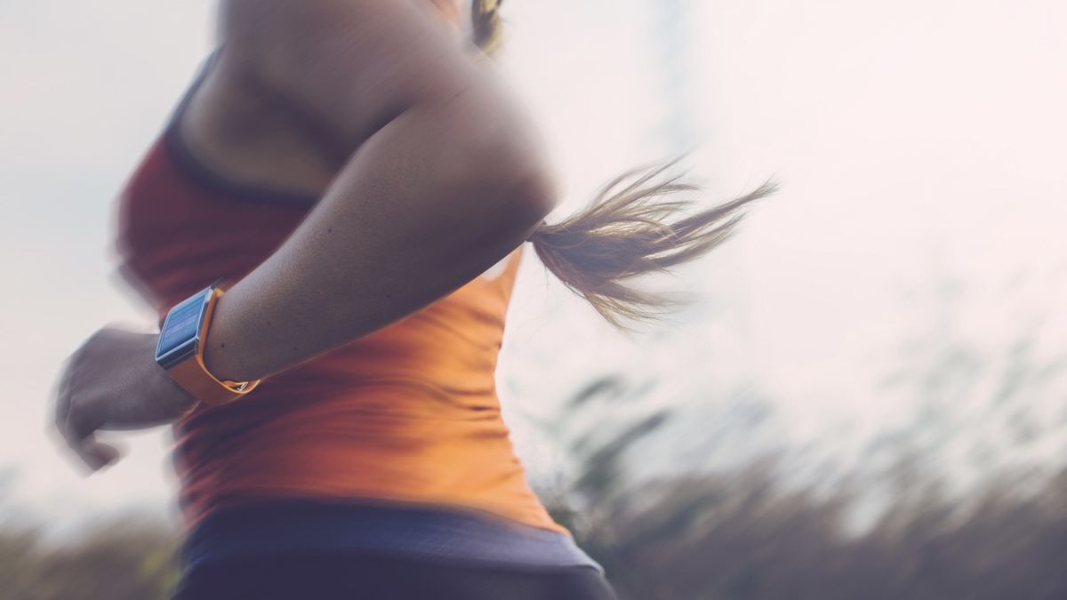 Swimming vs running which is better? Advnture