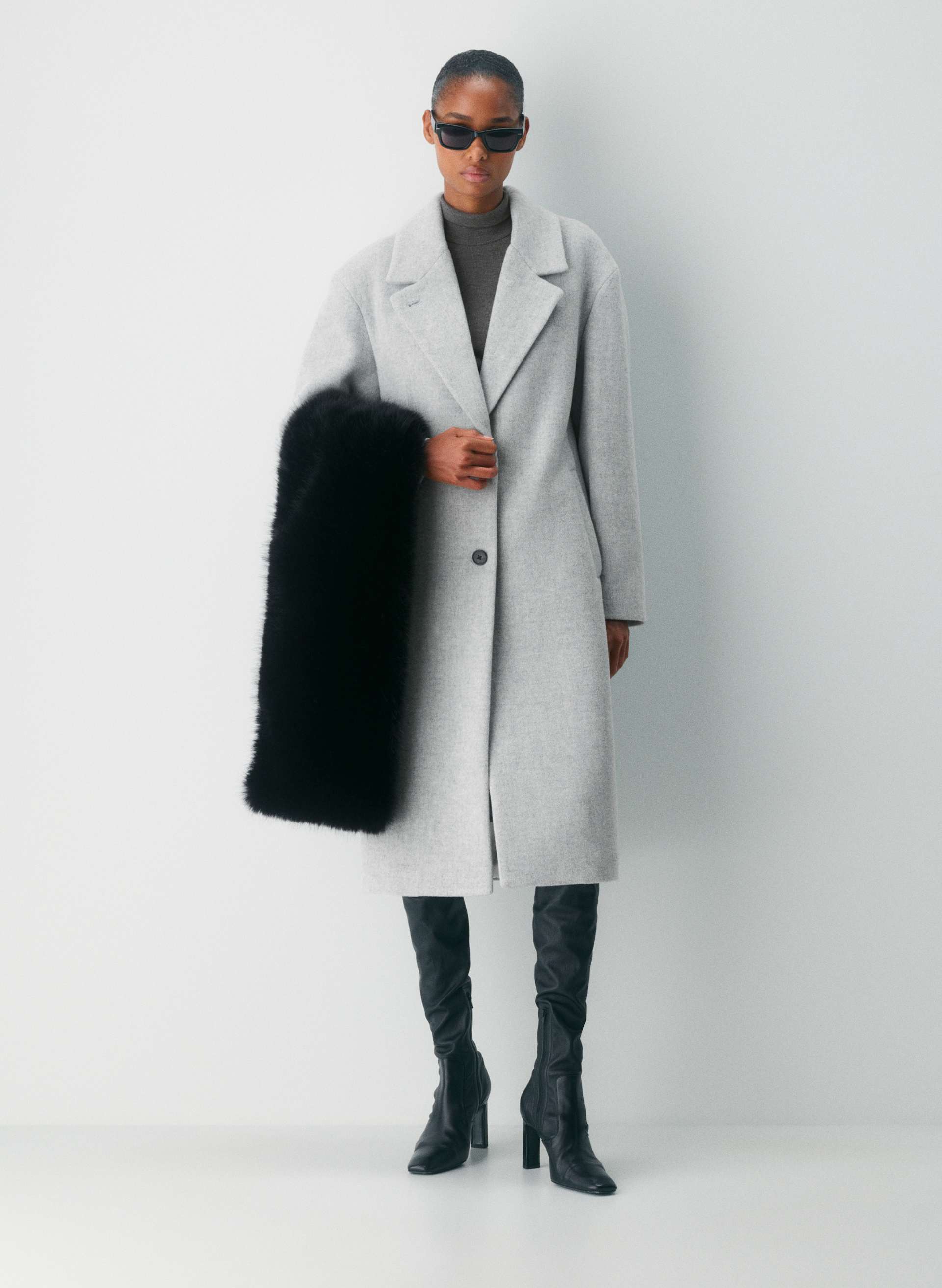 Aritzia, The Only Coat