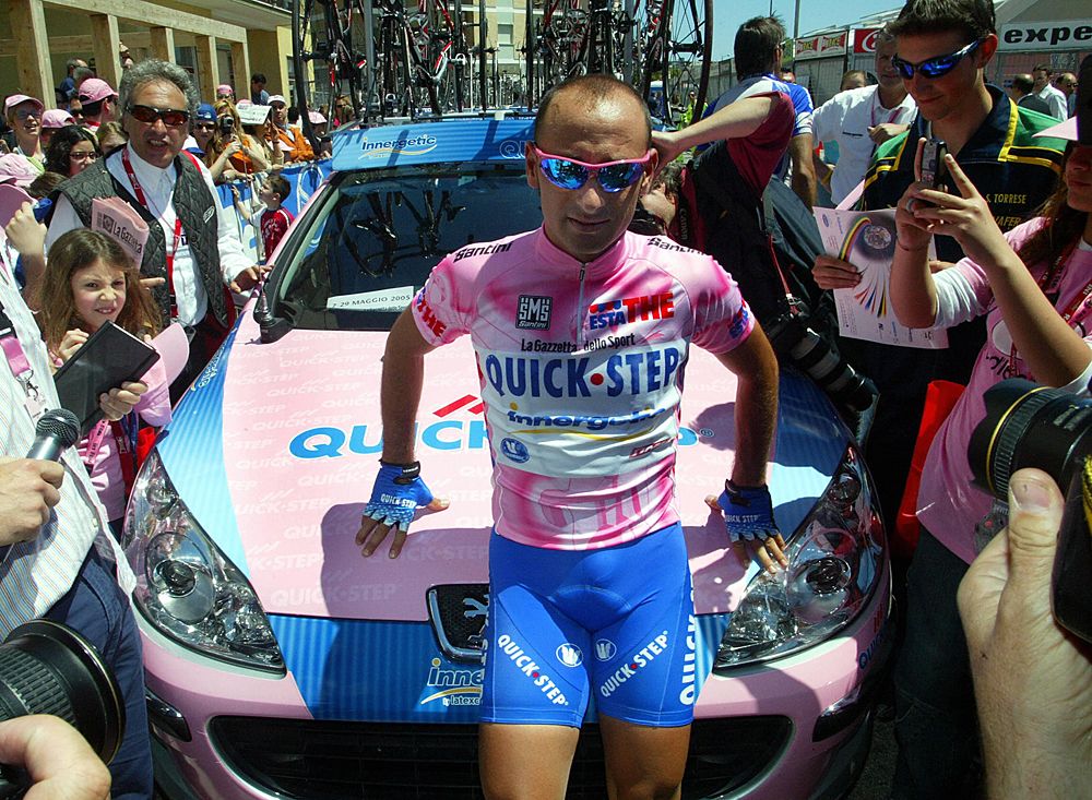 Paolo Bettini (Quick Step) in the maglia rosa in 2005