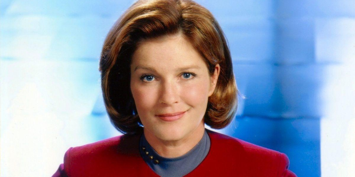 kate mulgrew captain janeway star trek voyager