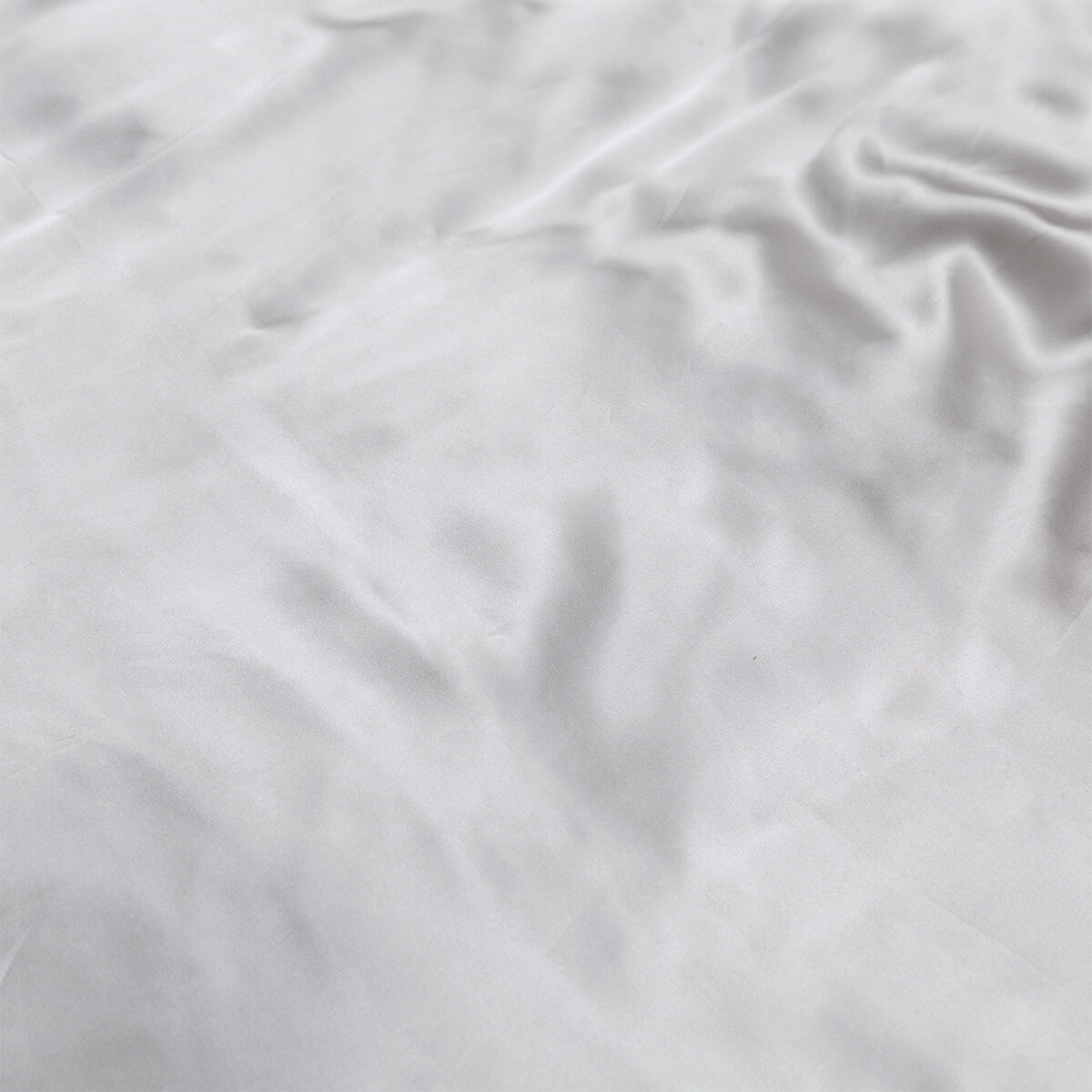 Soak & Sleep Mulberry Silk bed sheet