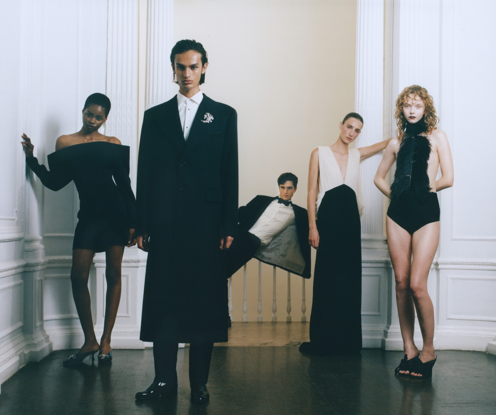 Party Dressing 2025 black and white trend