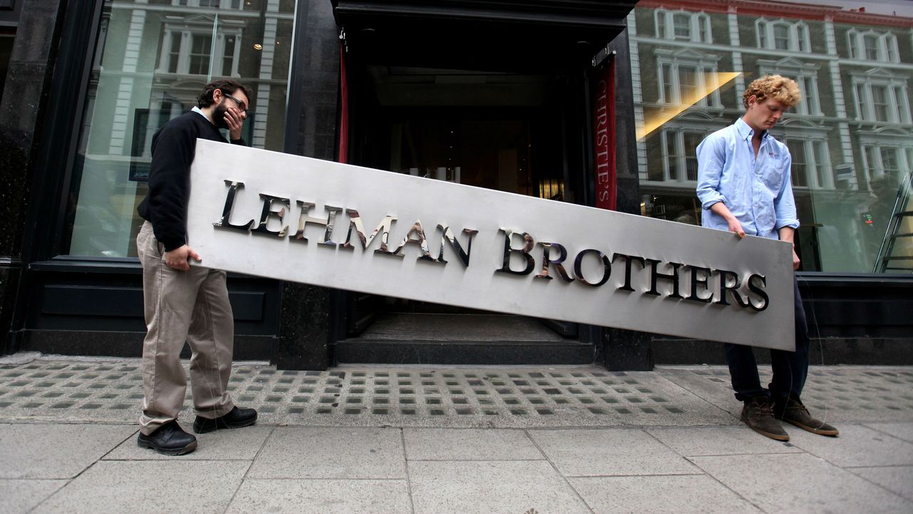 161012_lehman_brothers.jpg