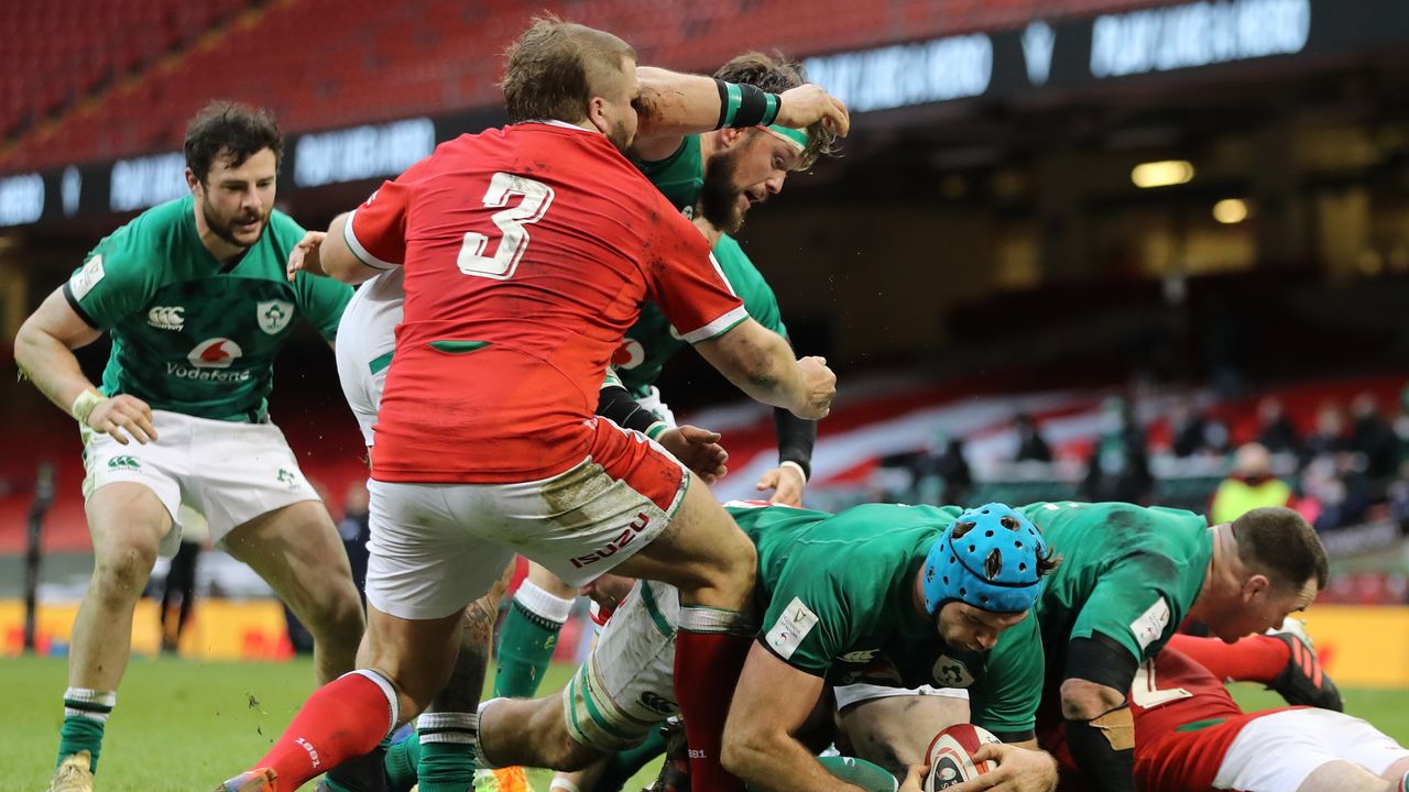 Tadhg Beirne of Ireland goes over to score their side&#039;s first try during the Guinness Six Nations match between Wales and Ireland