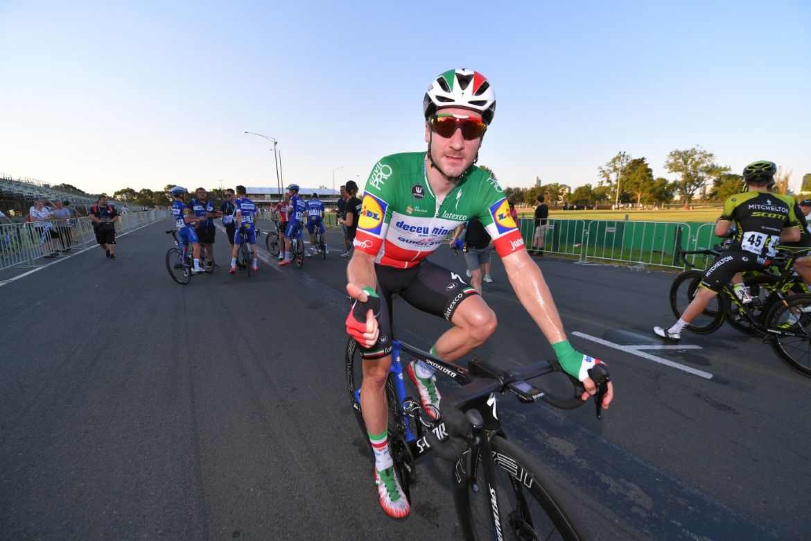 Thumbs up from Elia Viviani