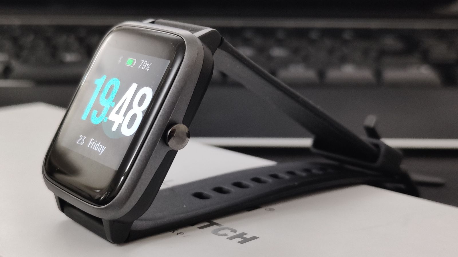 I tried the three most popular cheap fitness trackers on Amazon. My