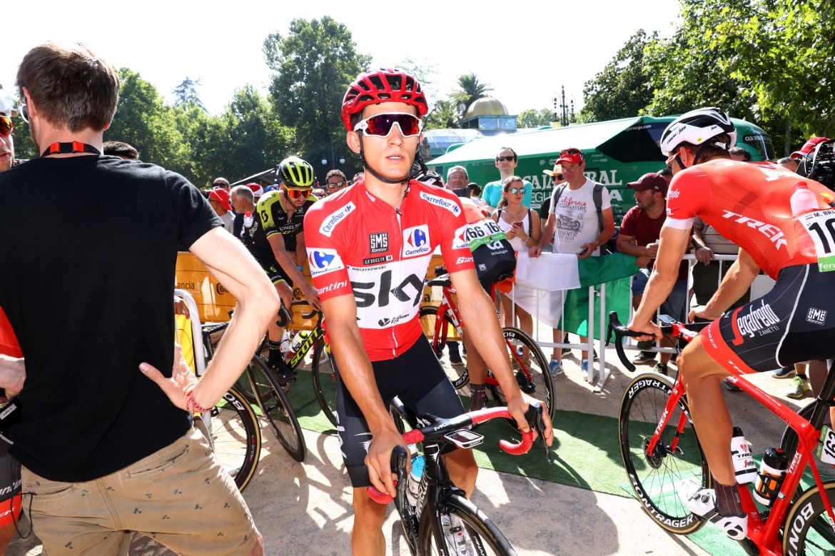 Michal Kwiatkowski riders to the start