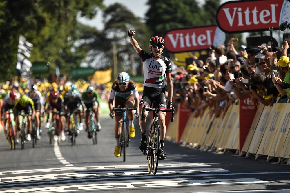 Dan Martin (UAE Team Emirates) wins stage 6 at the Tour de France on Mur de Bretagne
