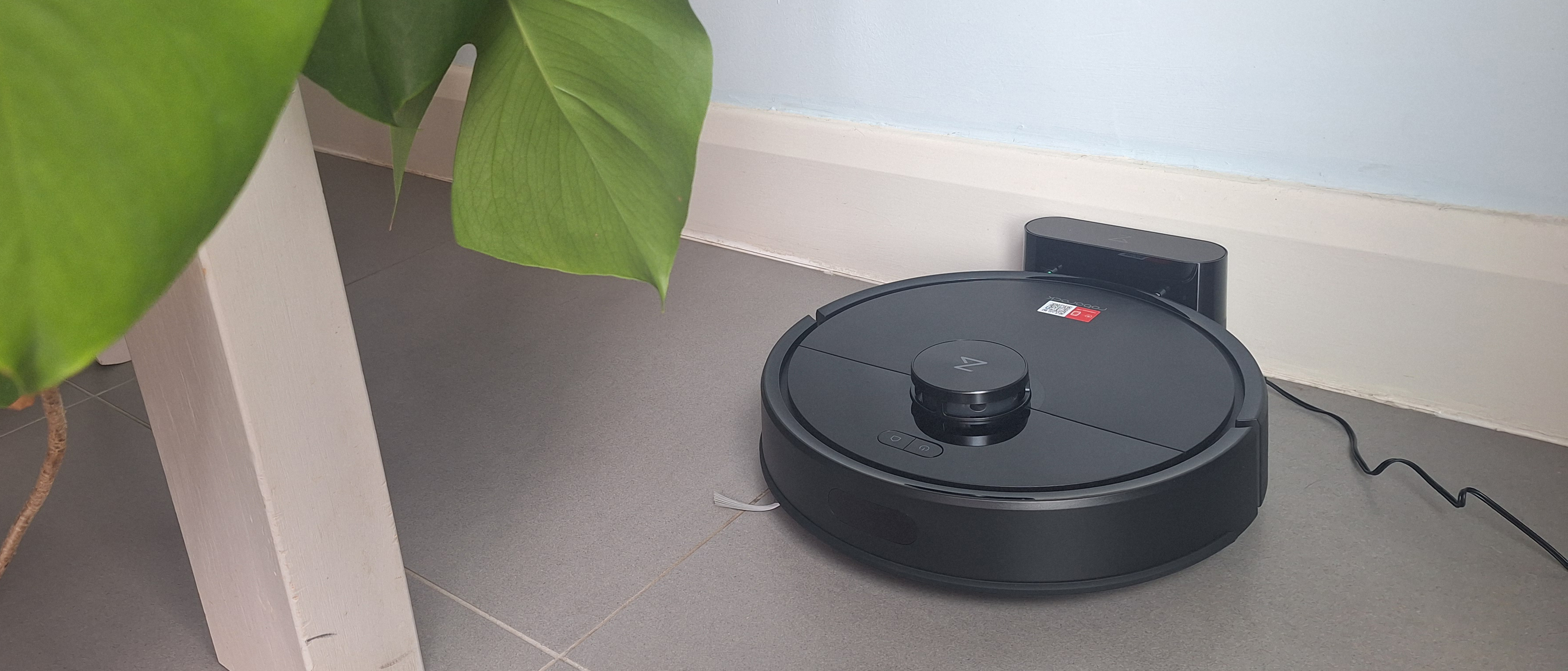 Roborock Q7 M5 robot vacuum in tester&#039;s home