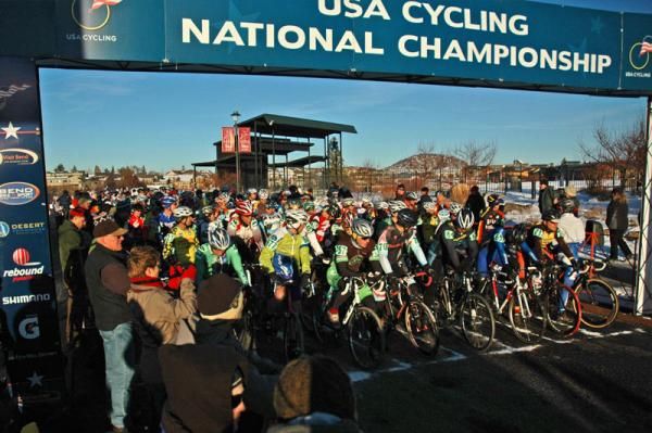 The men's B 40+ race was the largest of the day at over 160 racers.