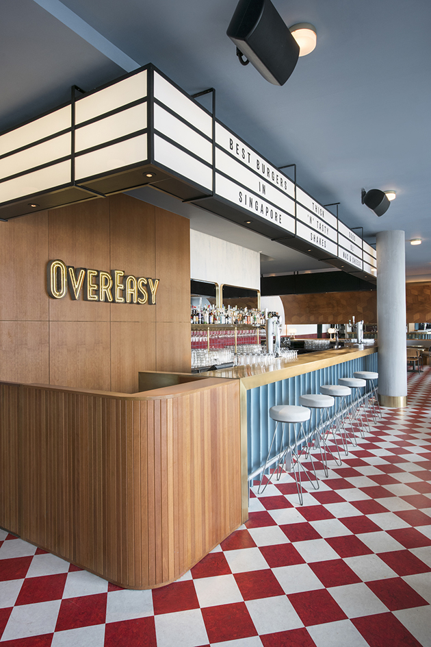 Overeasy interior