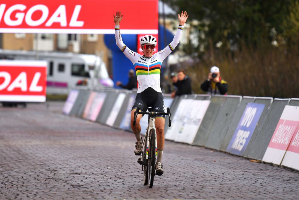 HULST NETHERLANDS JANUARY 02 Lucinda Brand of The Netherlands and Team Baloise Trek Lions celebrates at finish line as race winner during the 6th Hulst Vestingcross UCI CycloCross Worldcup 2022 Womens Elite CXWorldCup UCIcyclocrossWC on January 02 2022 in Hulst Netherlands Photo by Luc ClaessenGetty Images