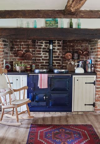 Lovatt thatched cottage kitchen aga